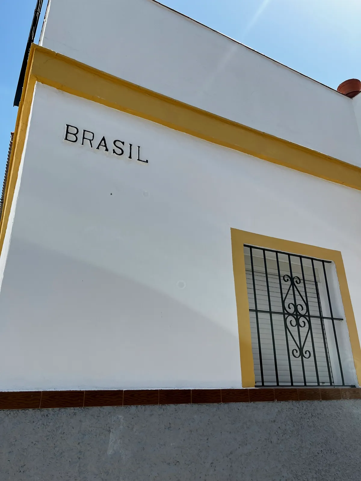 Fachada de casa térrea simples